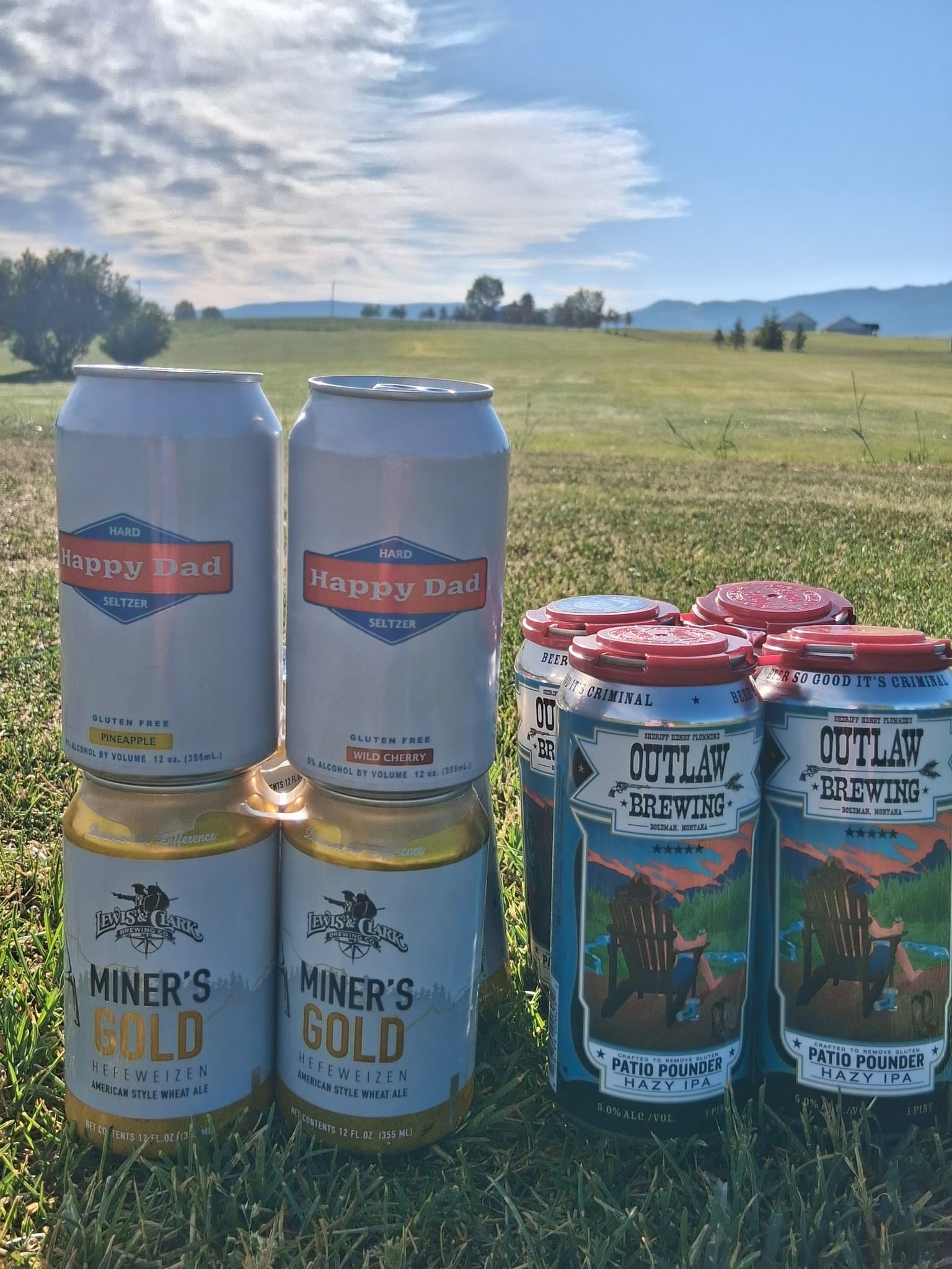 Cold beer at the Arrowhead Meadows clubhouse bar